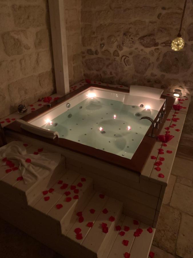 Le Vecchie Mura Suite & Room Manfredonia Exteriör bild